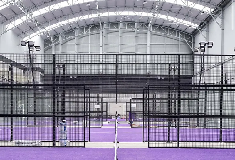 Yakarta, Indonesia Panor&aacute;mica Purple Padre Court